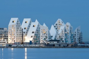 54d3a588e58ece4270000181_winners-of-the-2015-building-of-the-year-awards_the_iceberg_-_cebra___jds___search___louis_paillard_architects_-_mikkel_frost-530x353
